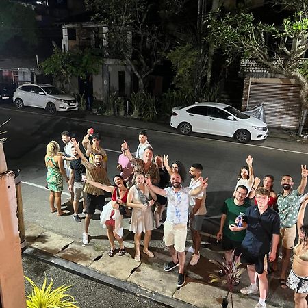 Hummus Hostel 히카두와 외부 사진