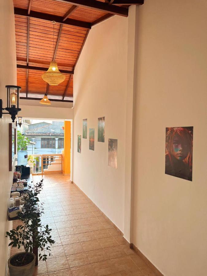 Hummus Hostel 히카두와 외부 사진